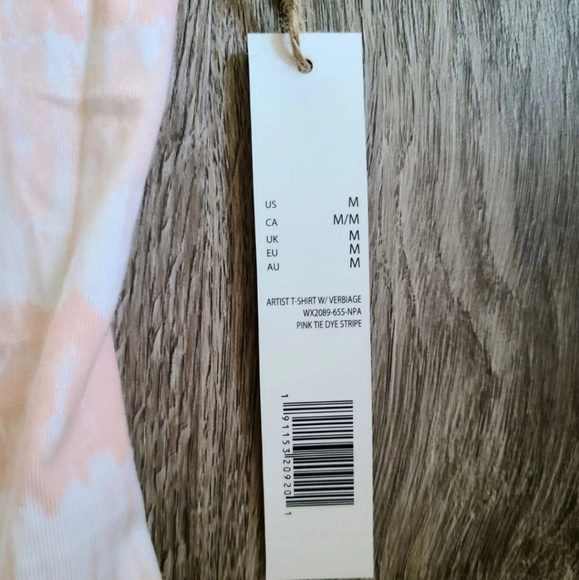 Sold NWT Rae Dunn 'DOG MAMA' Striped Dyed T-shirt - Size Medium - Picture 9 of 9